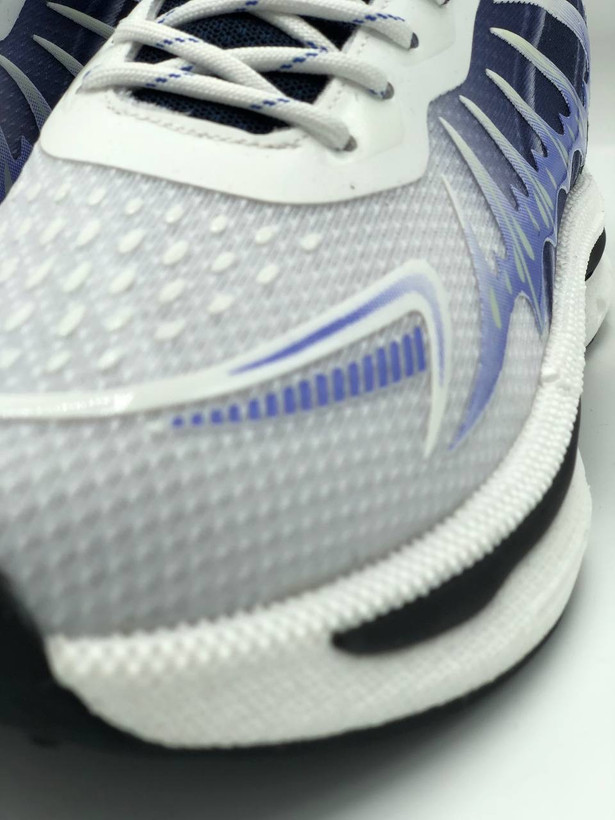 کتونی رانینگ مردانه Flame سفید سرمهای