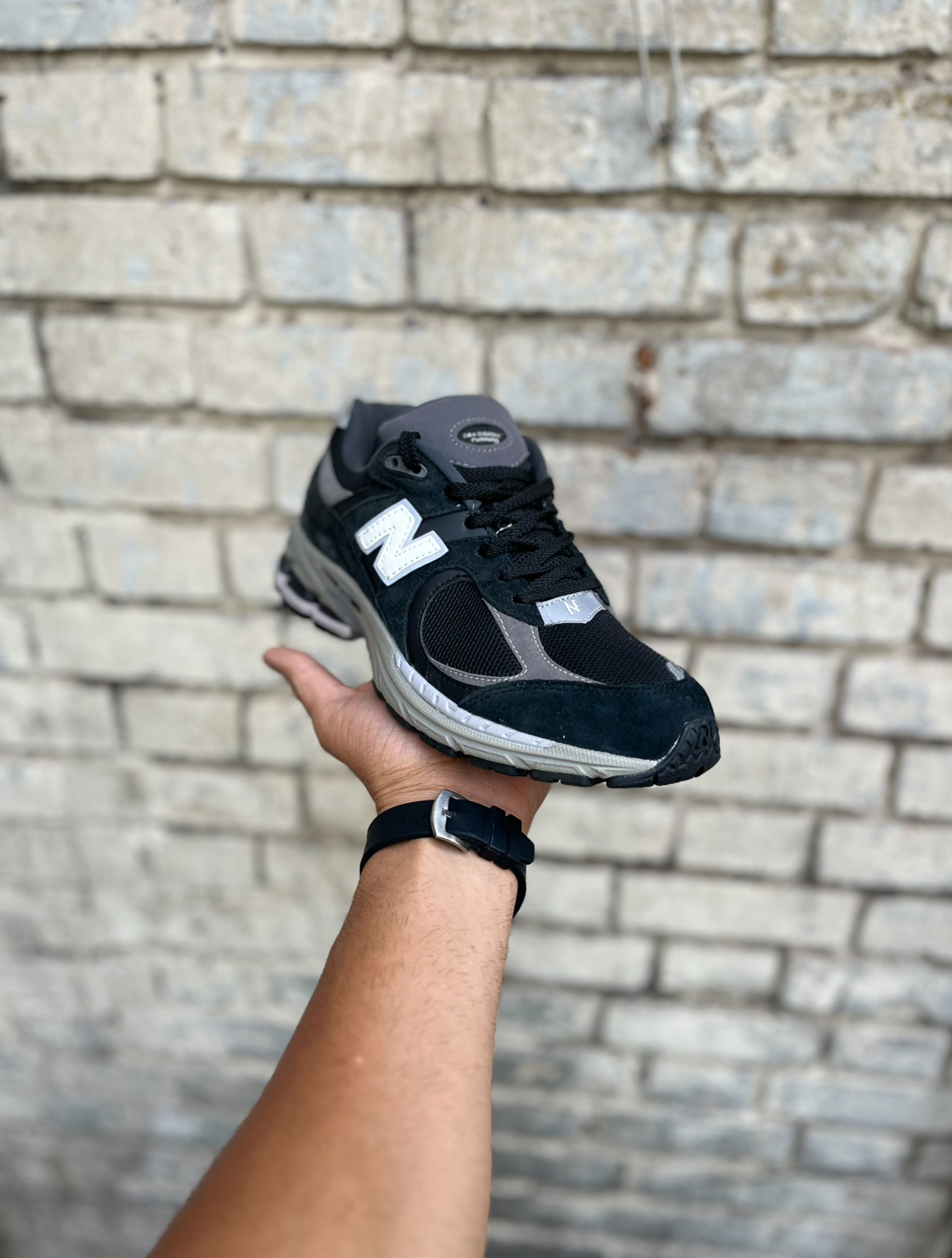 کتونی نیوبالانس مسترکوالیتی new balance 2002r