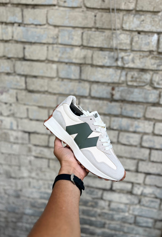 خرید کتونی نیوالانس 327 اسپرت