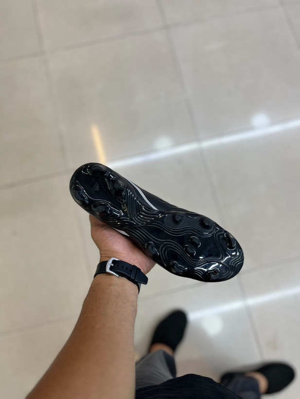 کفش فوتبال اقتصادی اورجینال