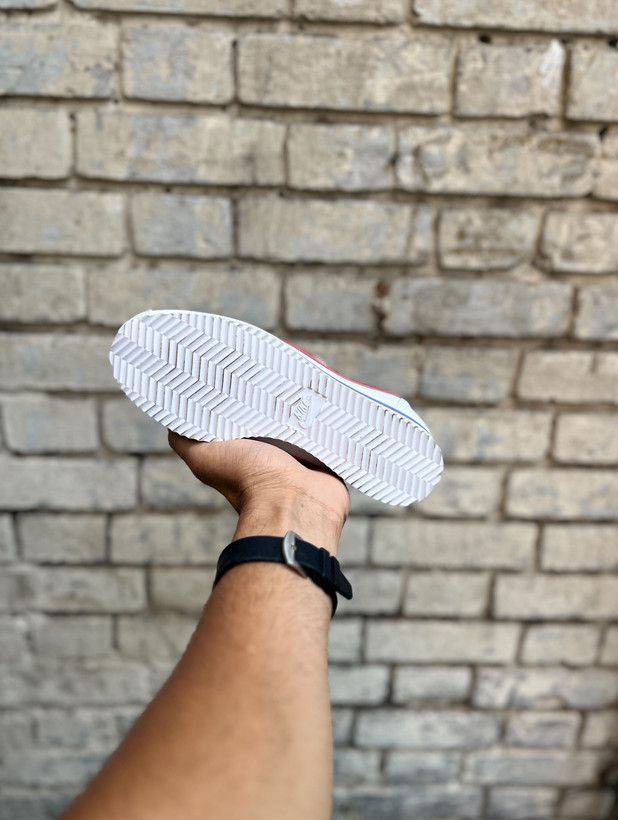 کتونی اسپرت نایکی کرتز