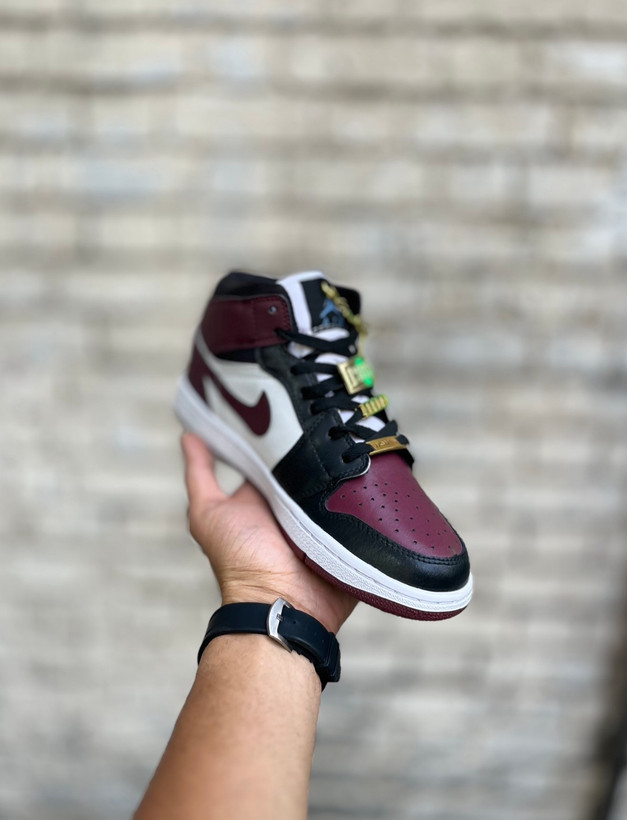 کتونی Air Jordan 1 وارداتی ویتنام مستر کوالیتی – طراحی شیک و راحتی عالی