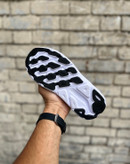 قمیت کتونی هوکا مشکی