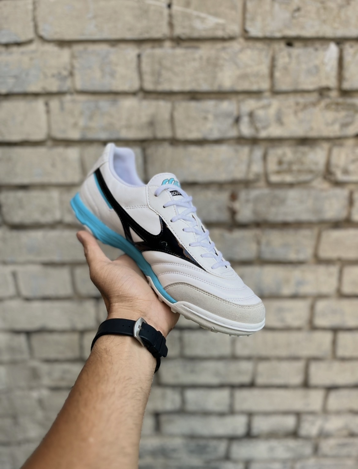 قیمت استوک حرفه‌ای چمن مصنوعی