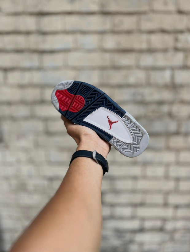 کتونی جردن 4 رنگ سفید طوسی سرمه ای