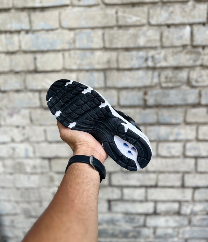 خریدکتونی زنانه نیوبالانس 530 مشگی سفید 2025