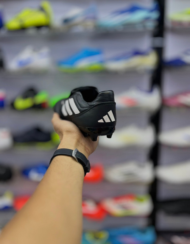 خرید کفش فوتبال اورجینال