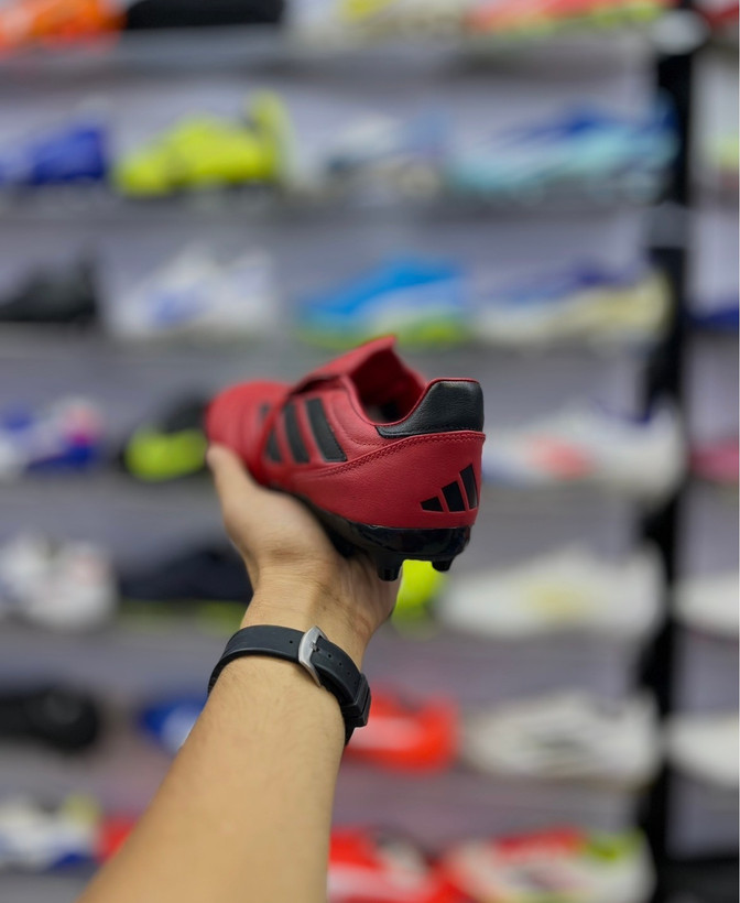 قیمت کفش فوتبال اورجینال