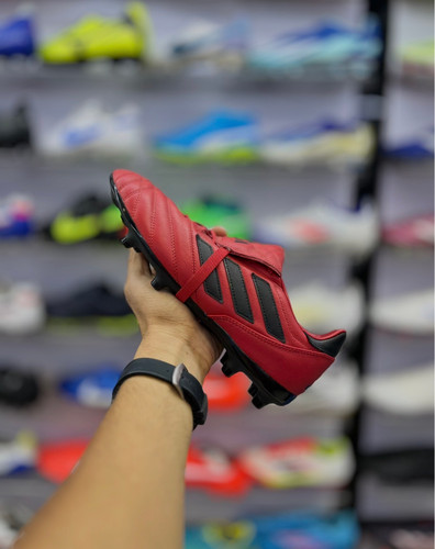 خرید استوک فوتبال اورجینال ادیداس قرمز