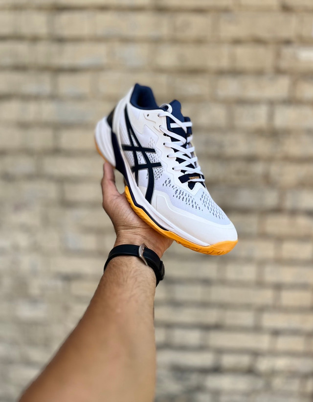 خرید کتونی مخصوص والیبال اسیکس مستر کوالیتی