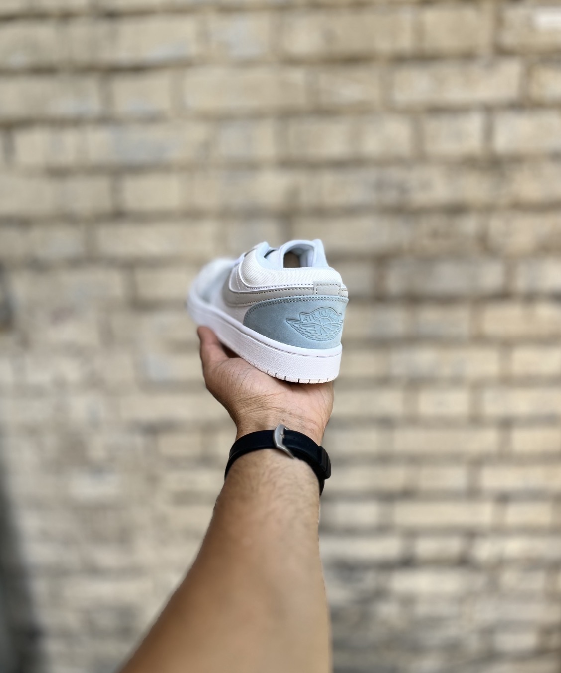 خرید قسطی کتونی حردن وان پاریس