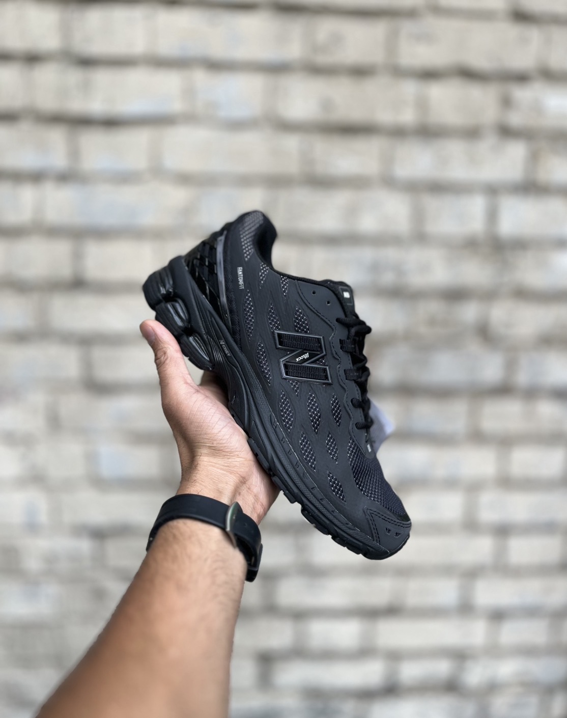 خرید کتونی نیوبالانس مردانه ۱۹۰۶