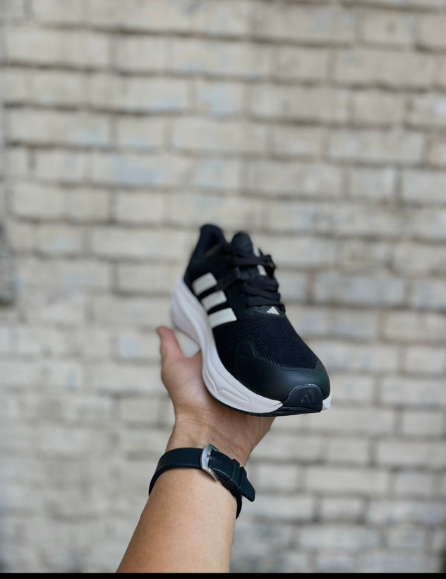 قیمت کتونی زنانه ادیداس