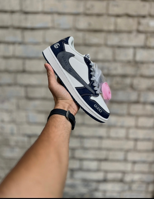 خرید کتونی گوچی