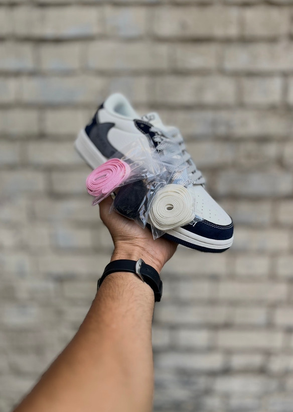 قیمت کتونی تراویس گوچی