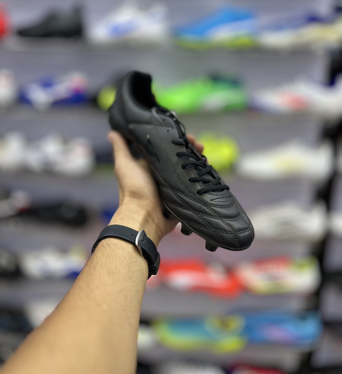 خرید قسطی کفش فوتبال میزانو اورجینال مشگی