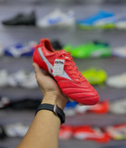 قیمت کفش فوتبال میزانو