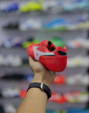 خرید کفش فوتبال قرمز