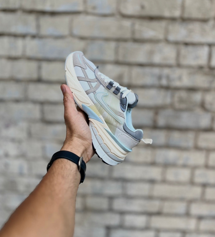 خرید قسطی کتونی زنانه نایکی V2K وی تو کی رنگ طوسی آبی مستر کوالیتی