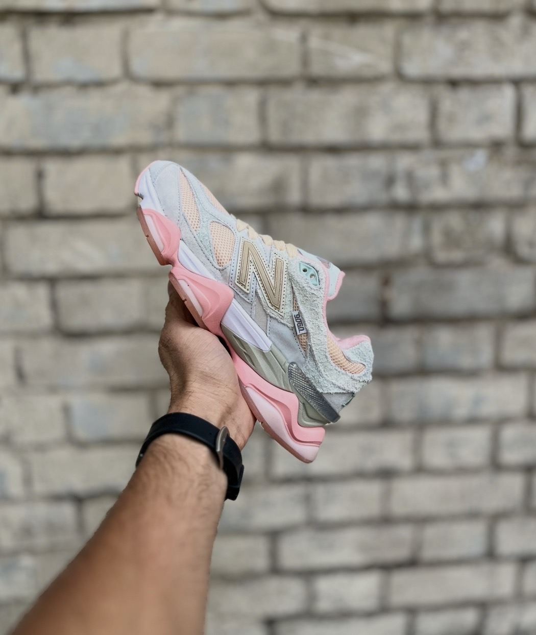 کتونی زنانه نیوبالانس ۹۰۶۰ صورتی طوسی مستر کوالیتی