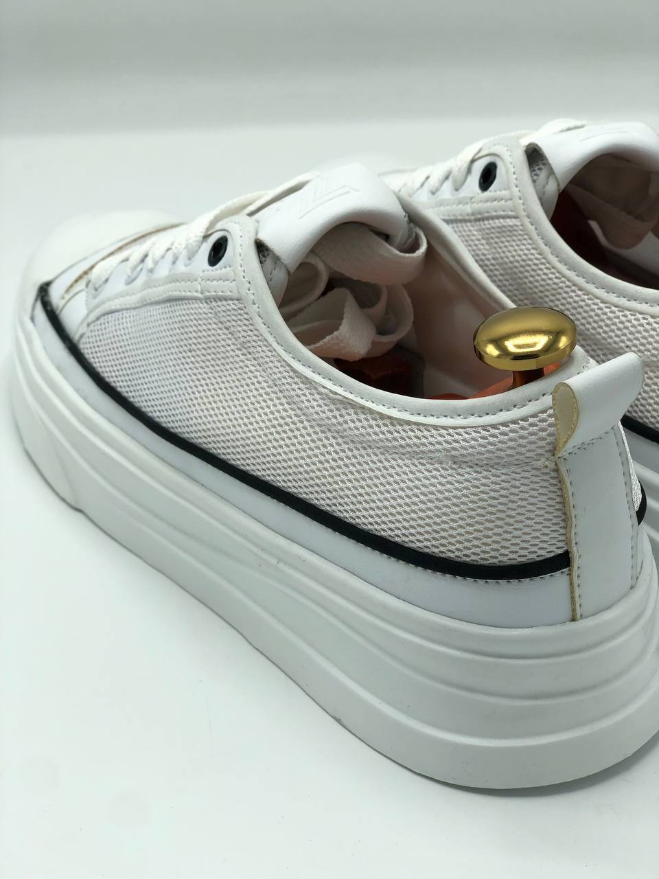 خرید قسطی کتونی زارا