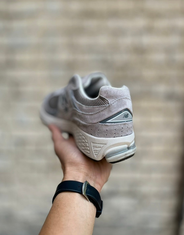 قیمت کتونی نیوبالانس 2002