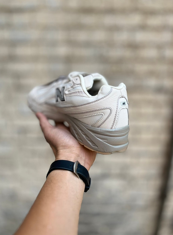 خرید کتونی 740 مستر کوالیتی