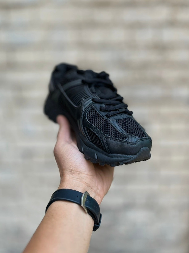 قیمت کفش اسپرت زنانه مشکی