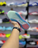 جزئیات رویه مدل Top Flex Plus رنگ سفید قرمز آبی