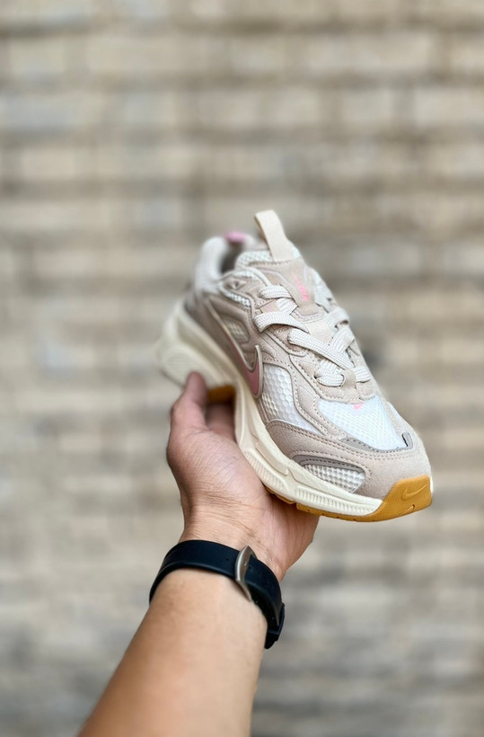 قیمت کتونی نایکی V5K زنانه