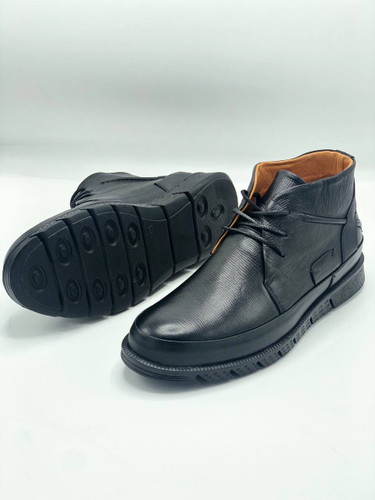 جزئیات بند و چرم طبیعی بوت تیم برنلد