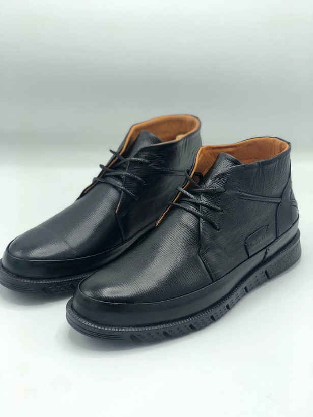 بوت نیمساق مردانه چرم طبیعی تیم برنلد مشکی نمای کنار