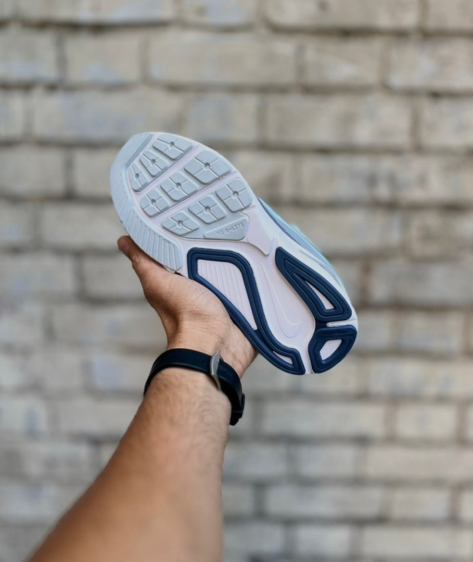 زیره کتونی نایکی Structure 26 سبک و انعطافپذیر