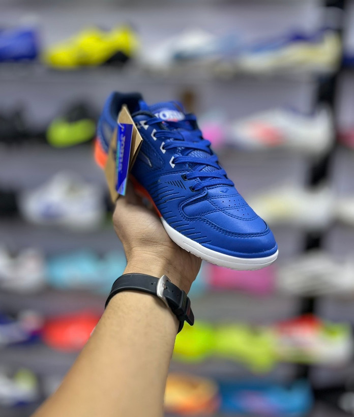 کفش جوما اورجینال