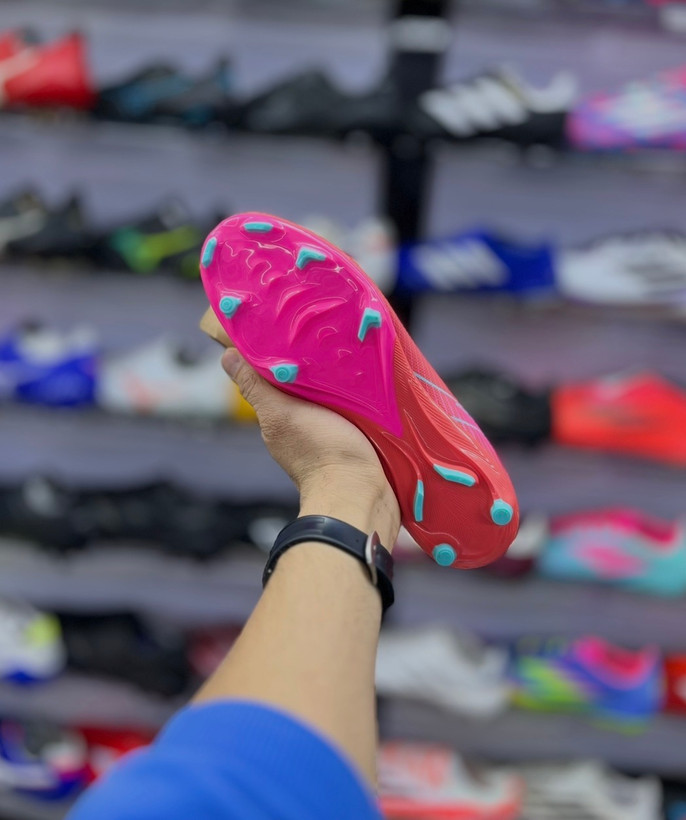 طراحی حرفهای کفش فوتبال نایکی Mercurial Superfly 10 قرمز اورجینال