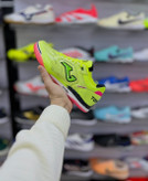 طراحی جسورانه کفش فوتسال جوما Top Flex Rebound سبز فسفری اورجینال