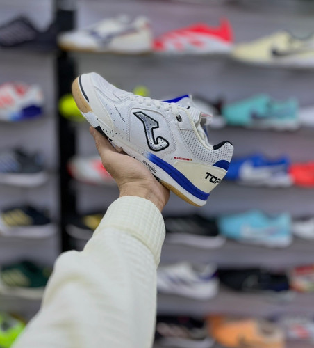 کفش فوتسال اورجینال جوما Top Flex Rebound سفید زیره آبی تولید ۲۰۲۵