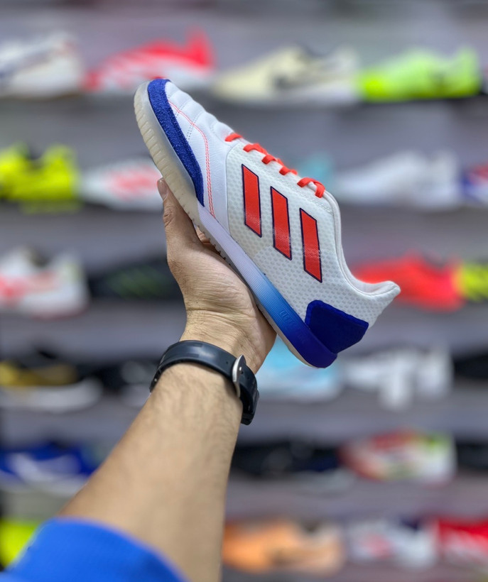 کفش فوتسال اورجینال آدیداس Top Sala Competition سفید آبی با سه خط نارنجی تولید ۲۰۲۵