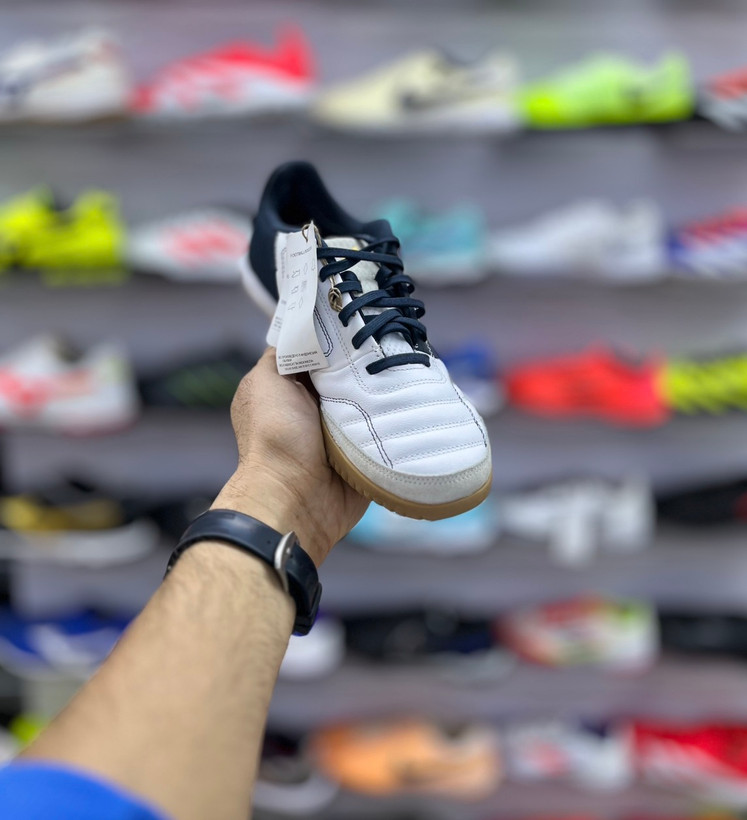 کفش فوتسال اورجینال آدیداس Top Sala Competition مشکی سفید سه خط طلایی تولید ۲۰۲۵