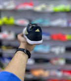 طراحی مقاوم و حرفهای کفش فوتسال آدیداس Top Sala Competition مشکی سفید اورجینال