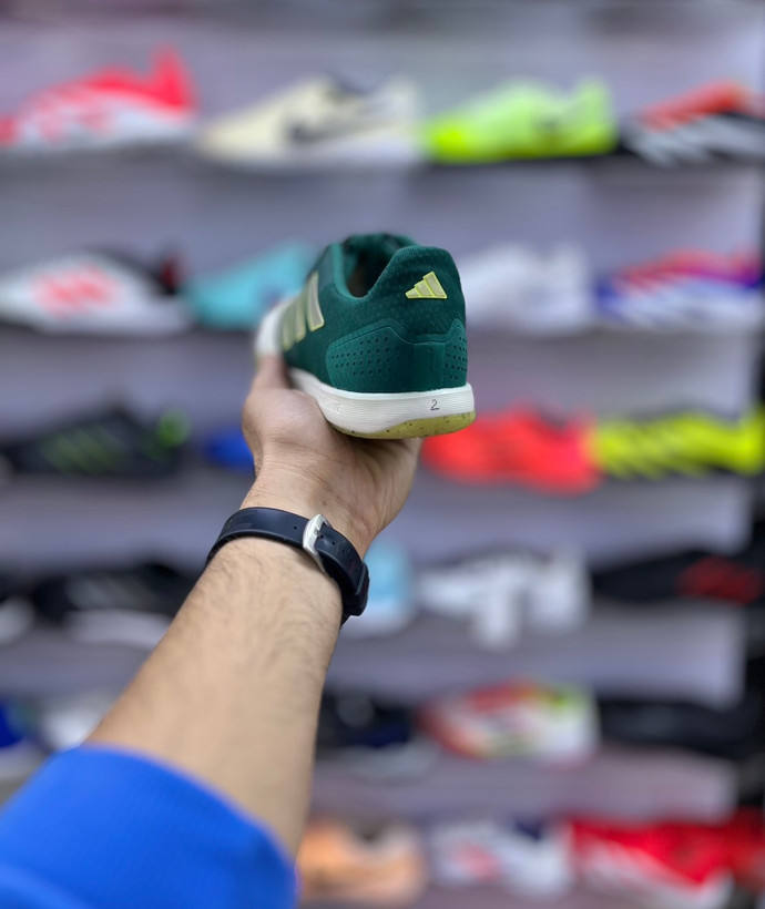 طراحی حرفهای و سبک کفش فوتسال آدیداس Top Sala Competition سبز سفید اورجینال