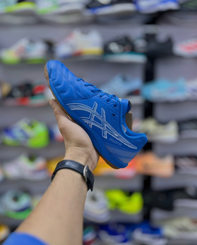 کفش فوتسال اسیکس Calcetto WD9 آبی مناسب کنترل توپ دقیق