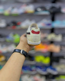 کفش سالنی حرفهای برای بازیکنانی که دقت و استحکام میخواهند