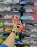 نسخه مشکی نارنجی موندیال با طراحی تهاجمی و مناسب سالنهای پر اصطکاک