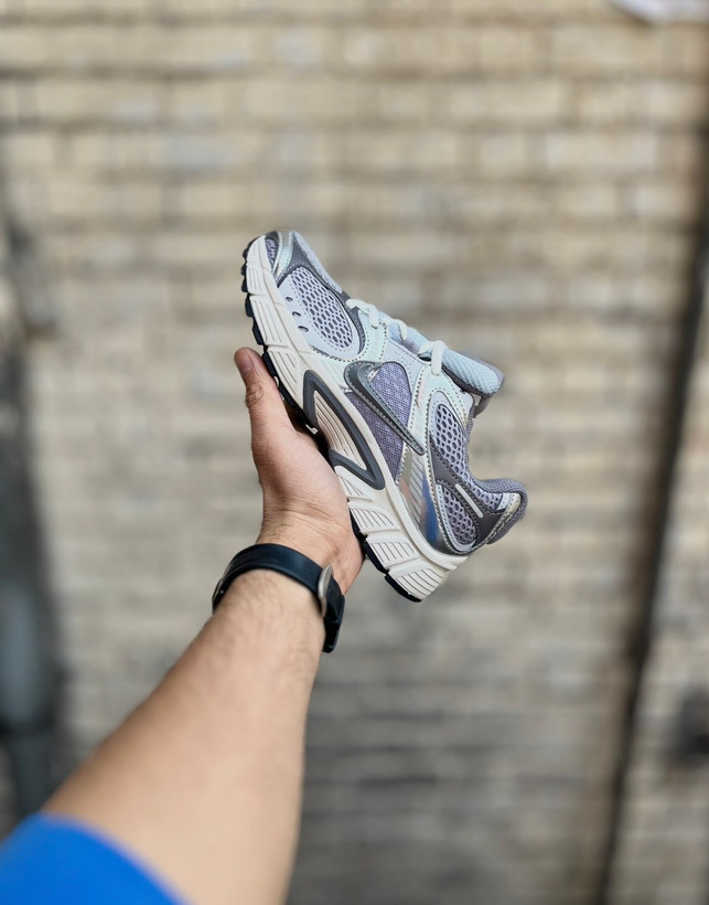 کتونی اسپرت نایکی V5 RNR طوسی نقرهای مستر کوالیتی مناسب استفاده روزمره