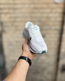 کفش اسپرت زنانه و مردانه نایکی ومرو رنگ سفید سبز