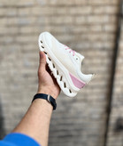 کتونی زنانه آن رانینگ کلاود تیلت سفید صورتی مستر کوالیتی