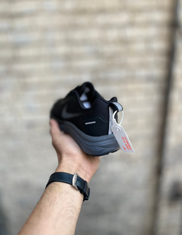 کفش اسپرت نایکی مشکی با تکنولوژی Zoom