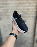 کتونی اسپرت آن رانینگ کلاود تیلت مشکی سفید ضد آب مستر کوالیتی