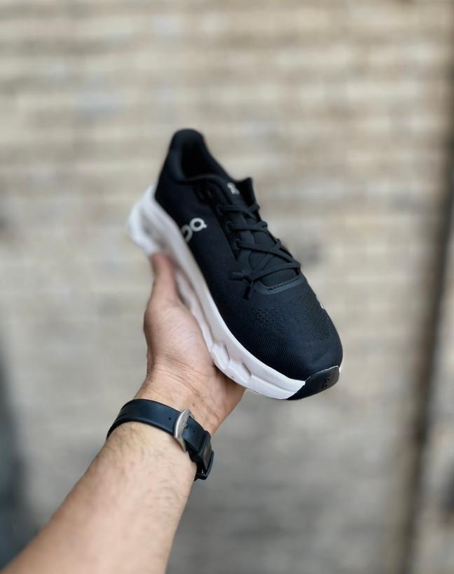 کتونی اسپرت آن رانینگ کلاود تیلت مشکی سفید ضد آب مستر کوالیتی